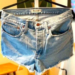Madewell Raw Hem Denim Shorts, sz 28